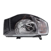 Mitsubishi Jobb Fényszóró 8301A826