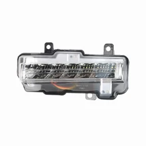 Mitsubishi Pajero Szélességjelző Lámpa Bal 8312A019