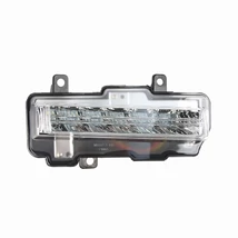 Mitsubishi Pajero Szélességjelző Lámpa Jobb 8312A020