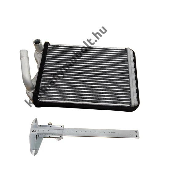Mitsubishi L400 Space Gear Fűtőradiátor MB898519