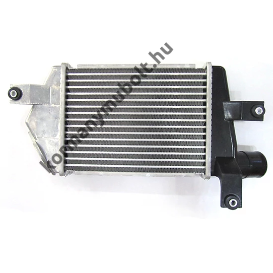 MN135001 Bontott Mitsubishi L200 Töltőlevegő Hűtő 2005-2019