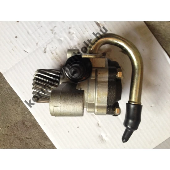 Mitsubishi Canter Szervószivattyú MC121995