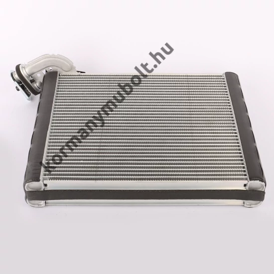 Hossz [mm]: 230 - Szélesség [mm]: 245 - Mélység [mm]: 40